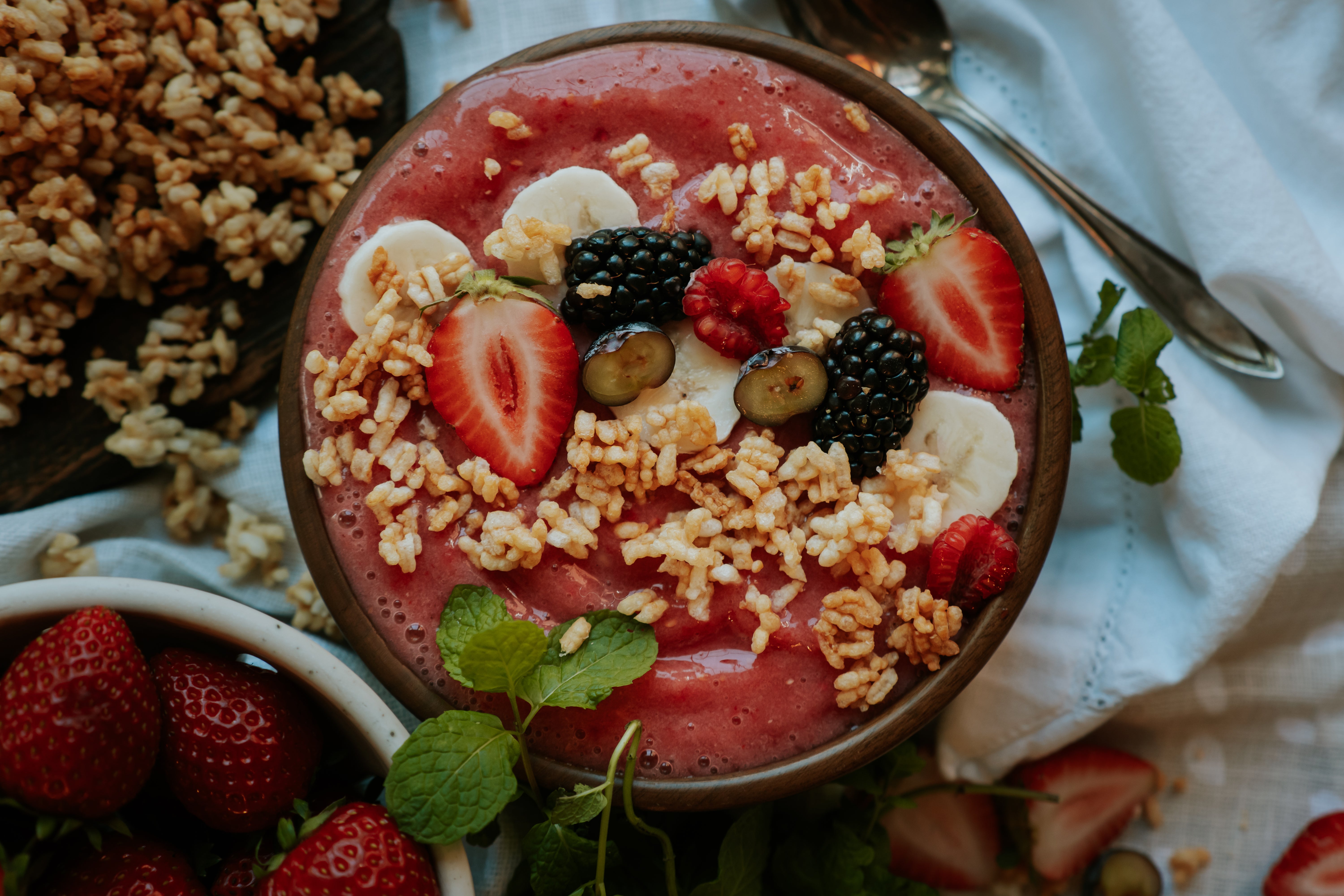 Recipe: Sugared Puffed Rice & Smoothie Bowl – Castor River Habitat & Farm